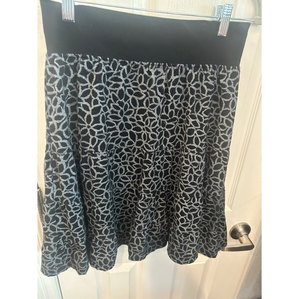 Fresh Produce Skirt Black Gray Floral Tiered Cotton Elastic Waist Casual Medium